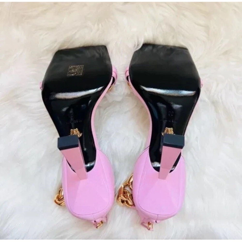 New! VERSACE Medusa Chain Square Toe Heels Pink Leather Gold Hardware Sandals - Picture 12 of 15